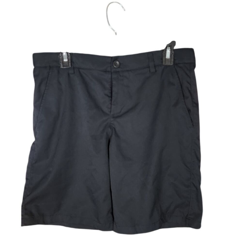 Under Armour golf shorts boy's XL